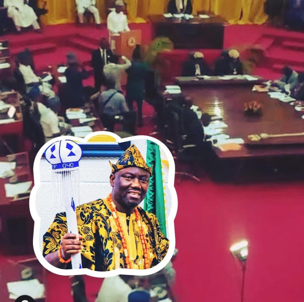Drama as Oyo Assembly Bows to Pressure, Strips Alaafin of Permanent Chairmanship of Council of Obas – Jacks Membership to 41